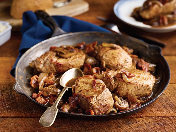 Recipe: Pork Chops Smothered in Onions and Mushrooms - Familylifetips.com